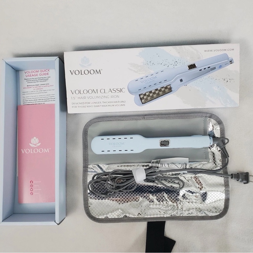 Classic Hair Volumizing Iron - 1.5” Light Blue-Excellent condition!!
